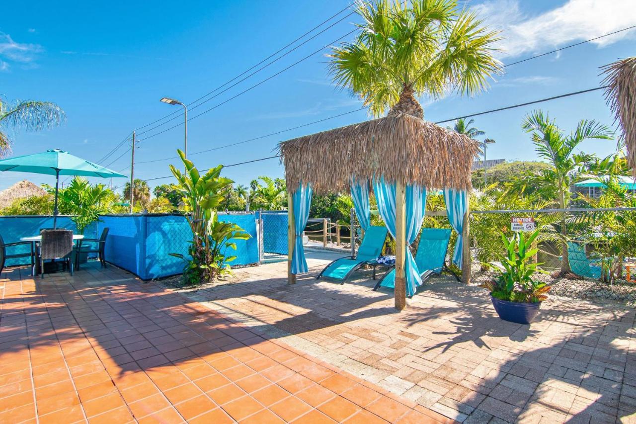 Latitude 26 Waterfront Resort And Marina フォートマイヤーズビーチ エクステリア 写真