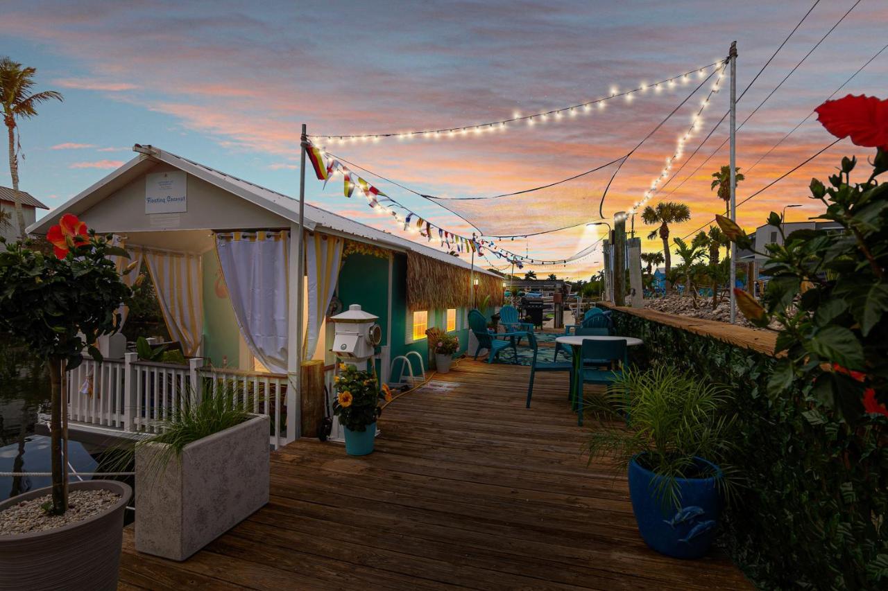 Latitude 26 Waterfront Resort And Marina フォートマイヤーズビーチ エクステリア 写真