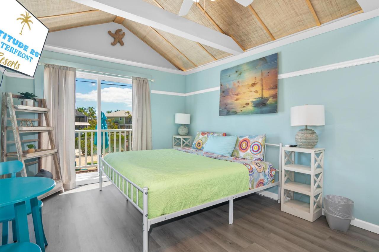 Latitude 26 Waterfront Resort And Marina フォートマイヤーズビーチ エクステリア 写真